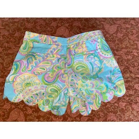 Lily Pulitzer Women’s Buttercup Scallop Shorts Beautiful Spring Floral Size 00 - Picture 6 of 6